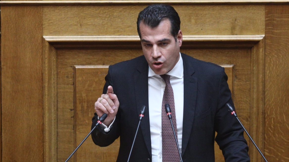 Πλεύρης για γάμο ομοφύλων: Διαφωνώ με το νομοσχέδιο, δεν θα δημιουργήσω πολιτικό πρόβλημα