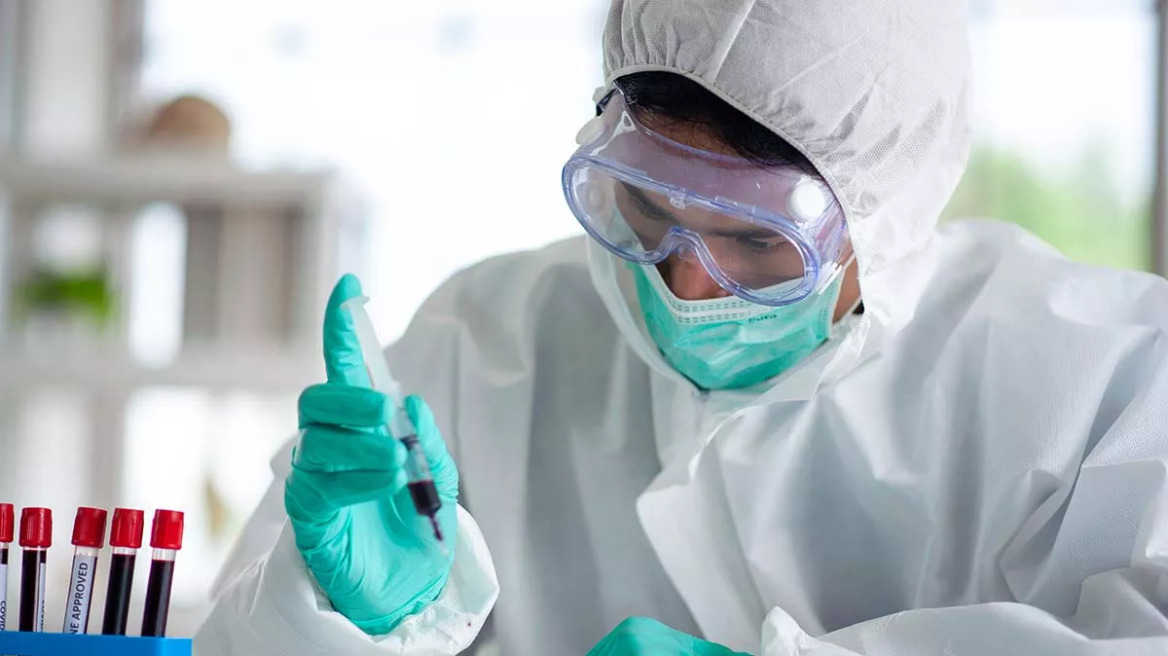 ΕΟΔΥ: Αυξήθηκε η θετικότητα για κορωνοϊό και γρίπη - 8 θάνατοι λόγω Covid