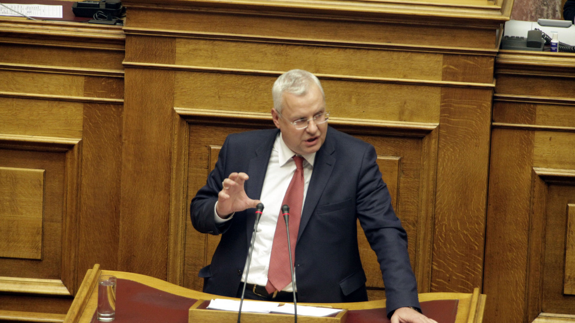  Ιλχαν Αχμετ: Ο μειονοτικός βουλευτής του ΠΑΣΟΚ εξηγεί γιατί ψήφισε υπέρ του γάμου των ομόφυλων