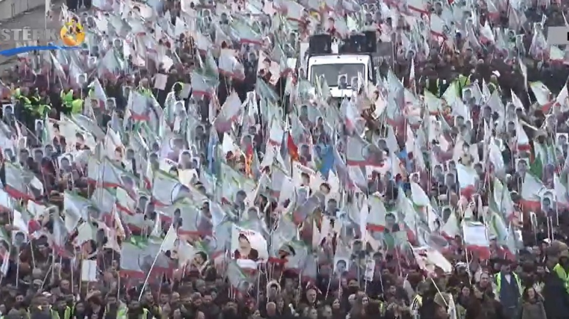 Χιλιάδες Κούρδοι διαδήλωσαν στην Κολονία με αίτημα την αποφυλάκιση του Οτσαλάν