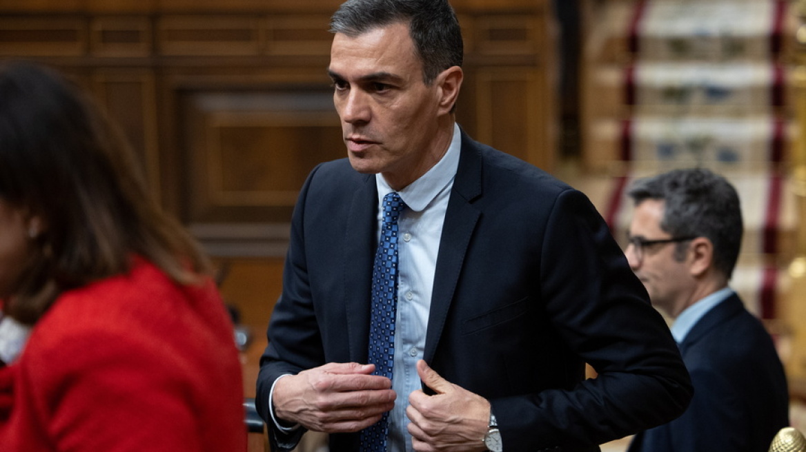 Ισπανία: Πλήγμα για τον Σάντσεθ η νίκη του Λαϊκού Κόμματος στη Γαλικία