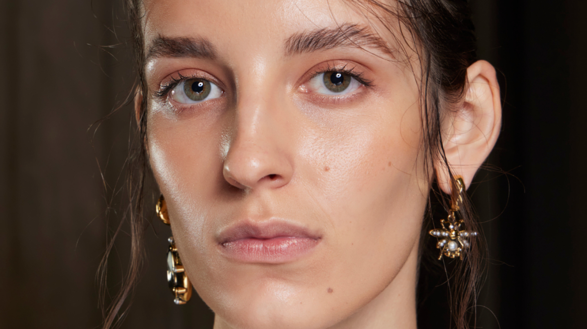 5+1 οροί με βιταμίνη C που χρησιμοποιούμε ξανά και ξανά