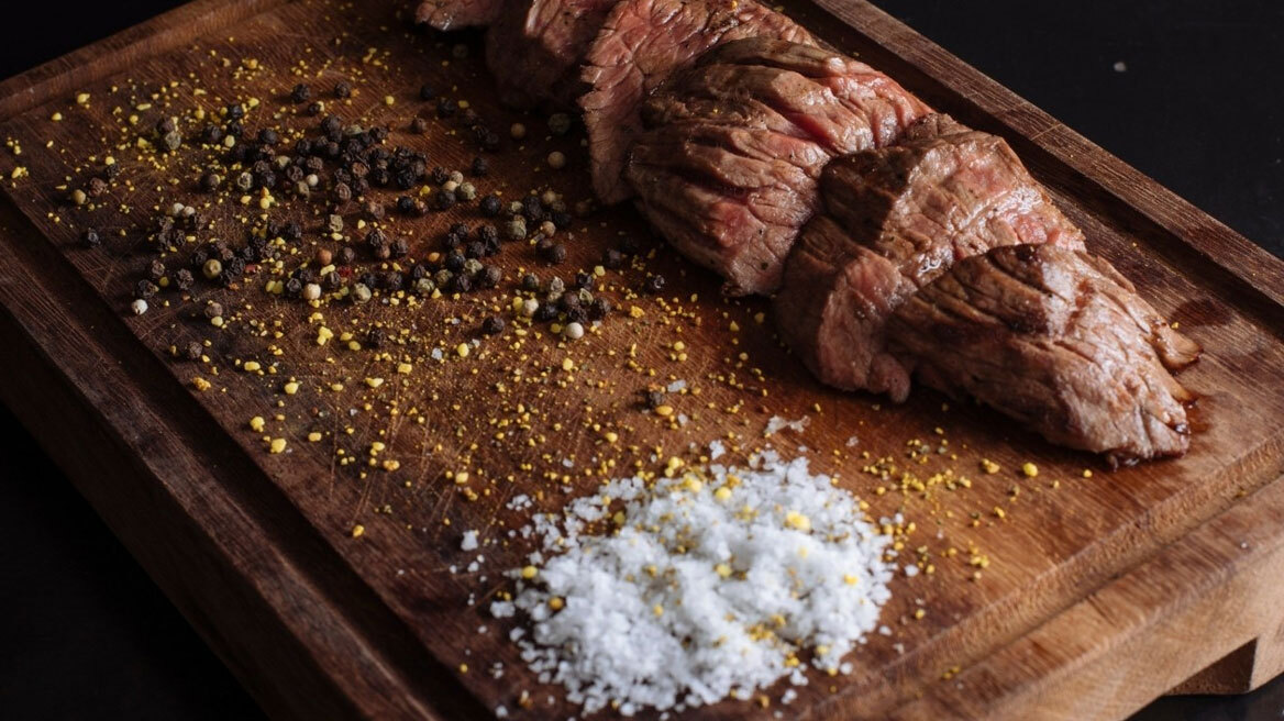 Τα πιο εθιστικά πιάτα με κρέας στην Αθήνα