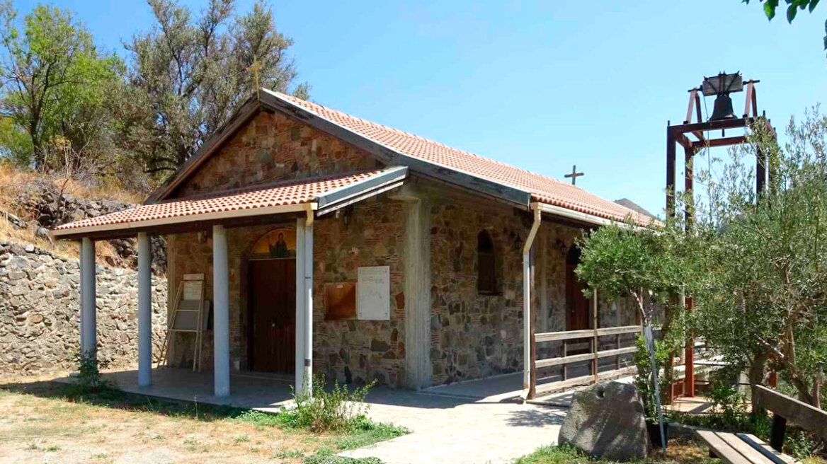 Σόδομα και Γόμορρα με σεξ μοναχών και... δακρυσμένες εικόνες σε μοναστήρι στην Κύπρο