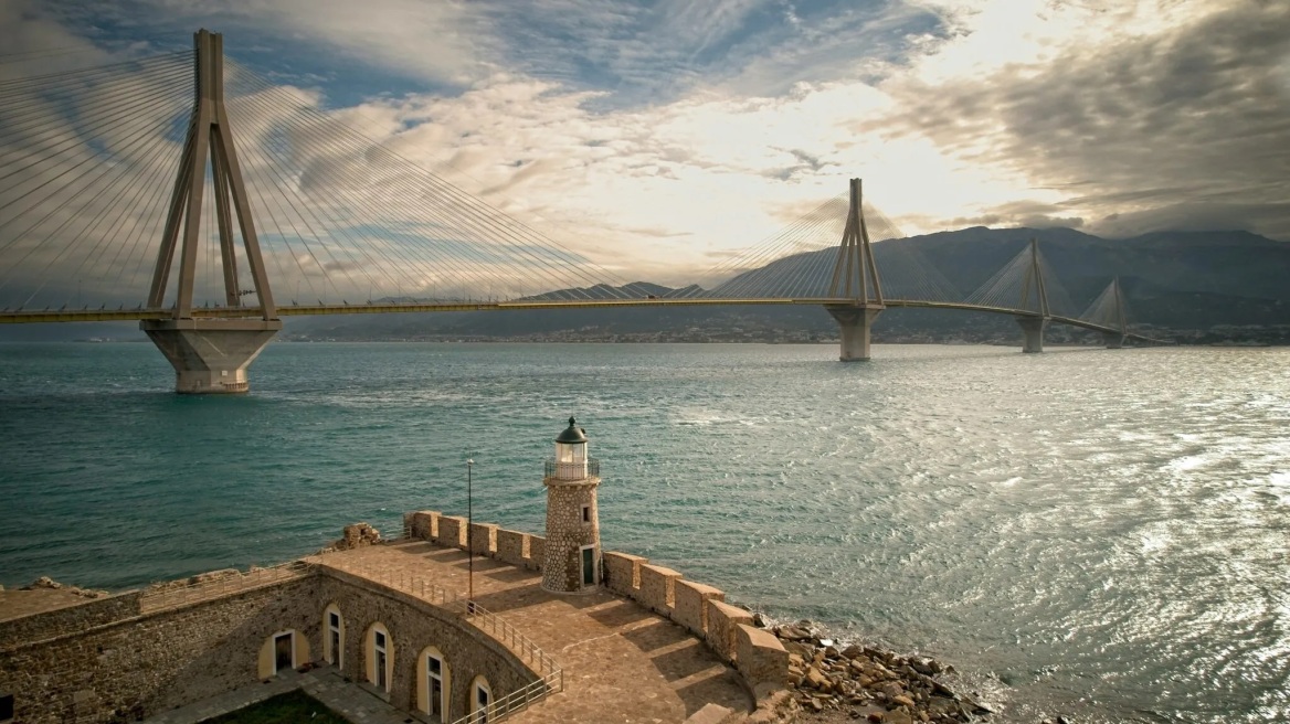 Aπό την Αθήνα στη Ναύπακτο -Μια εκδρομή με αυτοκίνητο που τα έχει όλα