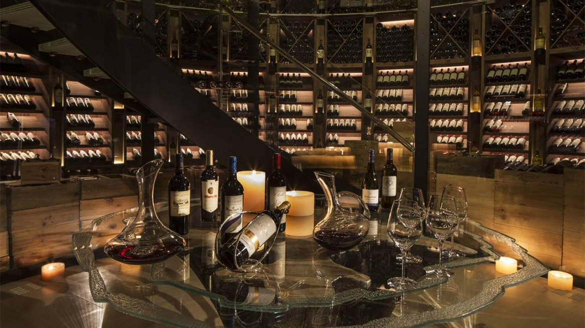 7 επικά κελάρια για τους πιο απαιτητικούς συλλέκτες κρασιών