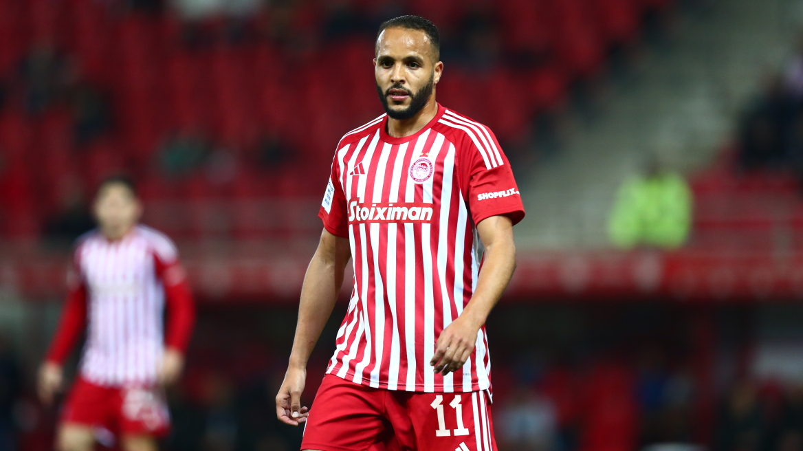 Ολυμπιακός: Βγήκε μπροστά ο Ελ Αραμπί - Μίλησε στα αποδυτήρια μετά την ήττα από τον Παναθηναϊκό