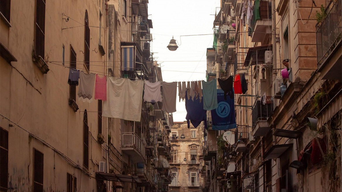 Σπίτια με 1 ευρώ: Πώς η Ιταλία έδωσε ζωή σε εγκαταλελειμμένα χωριά