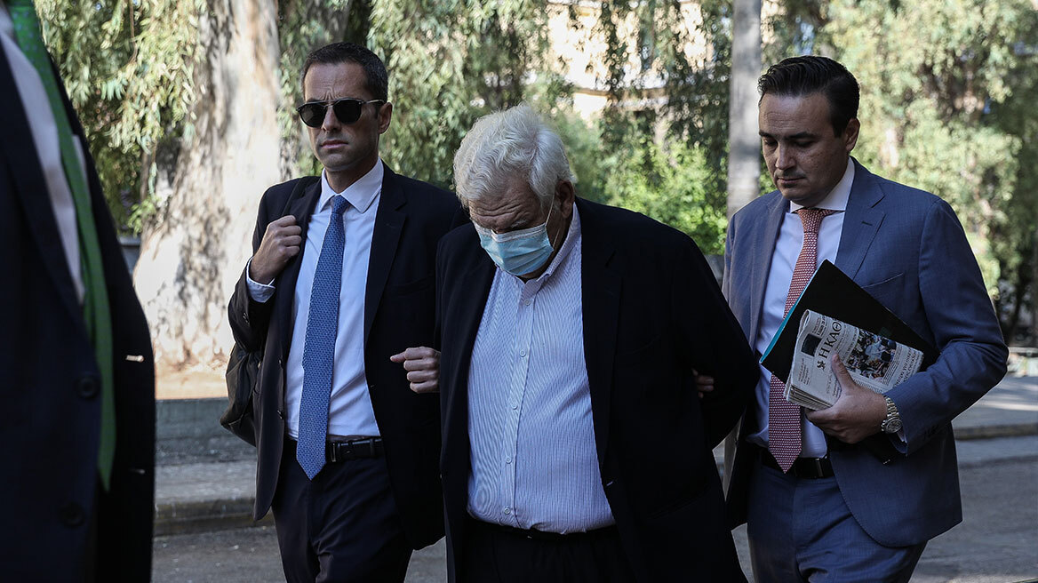 Διεκόπη για τις 8 Μαΐου η δίκη σε δεύτερο βαθμό για τη Folli Folllie - Απόντες οι Κουτσολιούτσοι από το ακροατήριο