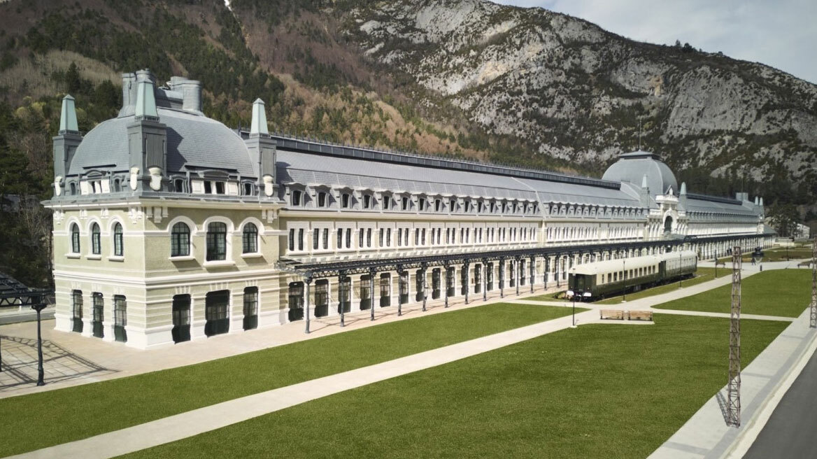 5 σιδηροδρομικοί σταθμοί που μεταμορφώθηκαν σε ξενοδοχεία και εστιατόρια