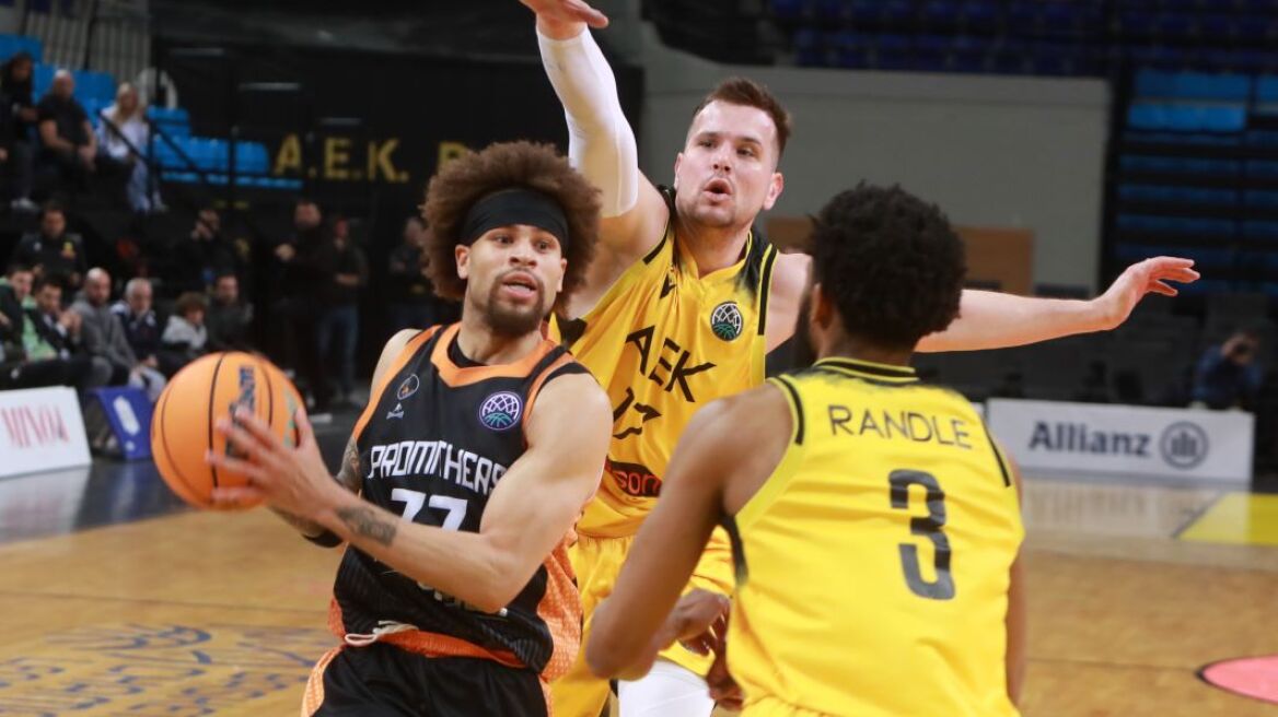 Basketball Champions League, ΑΕΚ - Προμηθέας 67-79: Ο απίθανος Χέιλ έστειλε τους Πατρινούς στα προημιτελικά