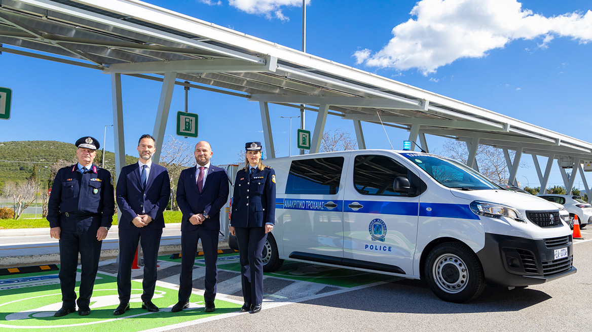 Νέα Οδός: Δωρεά στο Β’ Τμήμα Τροχαίας Αυτοκινητοδρόμων Π.Α.Θ.Ε. Αττικής 