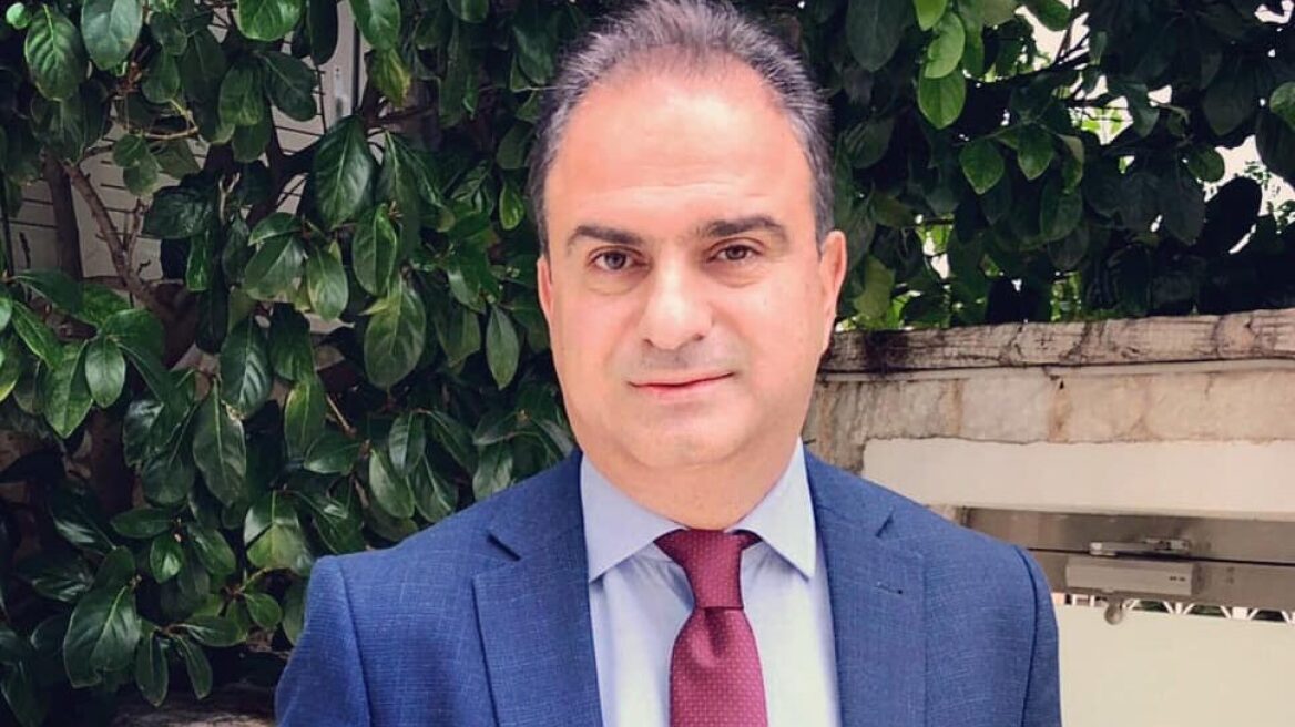 Ο Παναγιώτης Κόνσουλας γραμματέας στο κόμμα Δημοκράτες