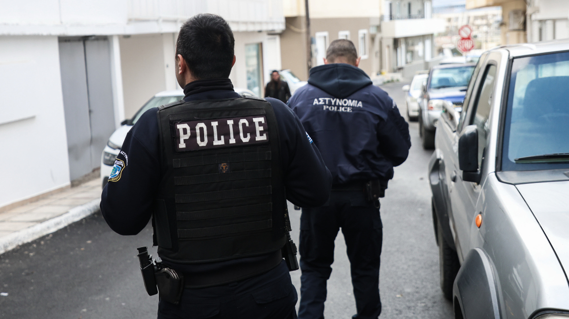 Κύκλωμα μαστροπείας: «Είχα οικονομικά προβλήματα» λέει ο αστυνομικός που συνόδευε Ουκρανές και Ρωσίδες σε ξενοδοχεία