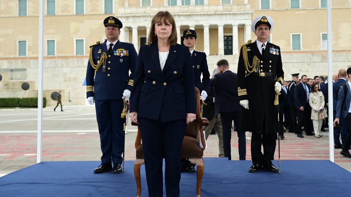 25η Μαρτίου - Σακελλαροπούλου: Οι Έλληνες αντλούμε δύναμη από την ενότητα και την ομοψυχία