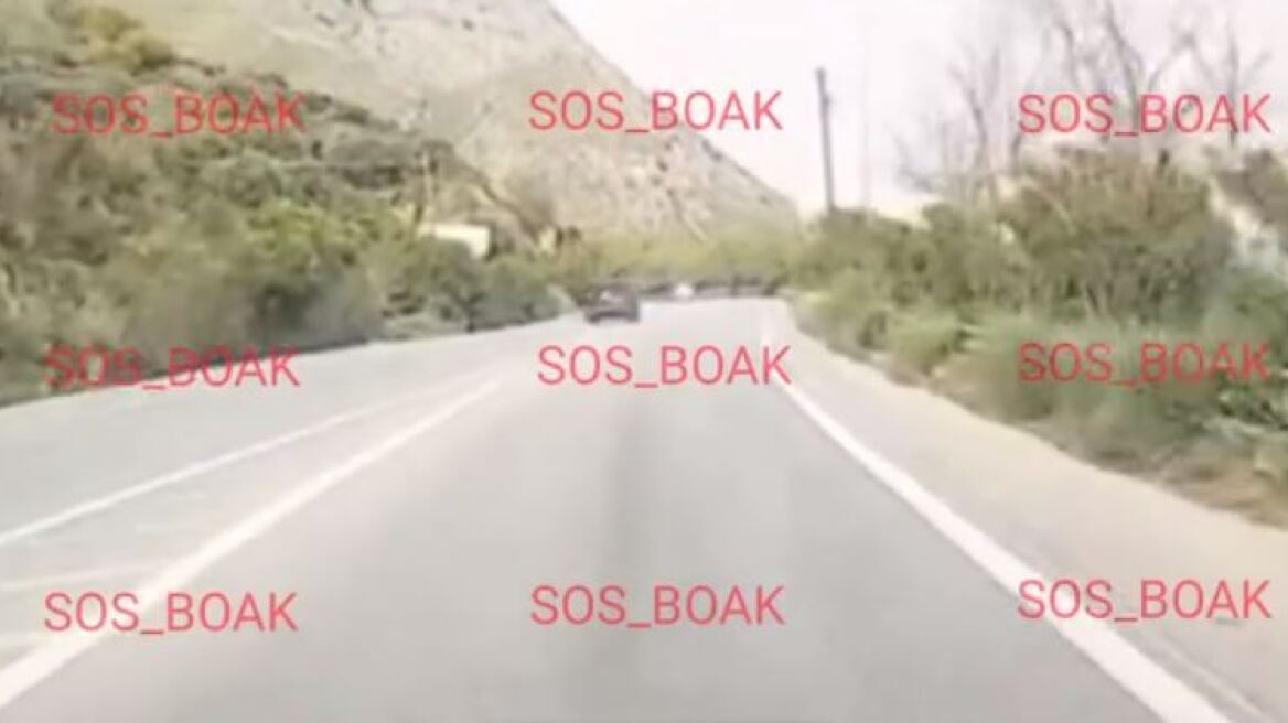 Τροχαίο στην Κρήτη: ΙΧ εξετράπη της πορείας του, χτύπησε στις μπάρες και κατέληξε στο αντίθετο ρεύμα