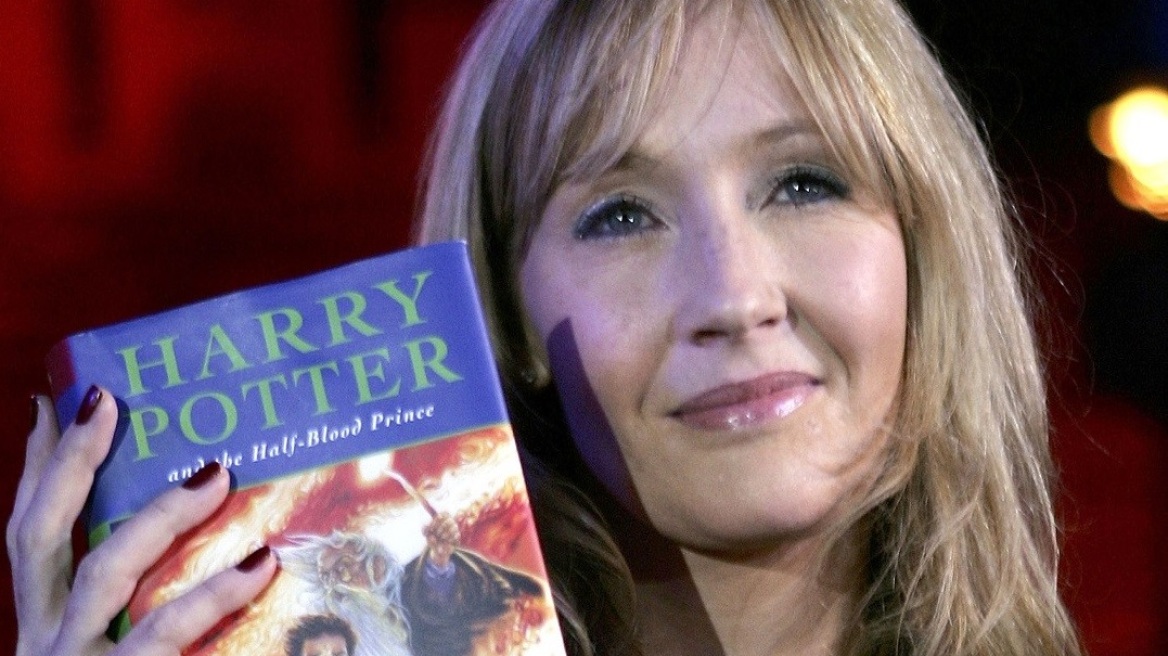 Η J.K. Rowling κινδυνεύει με ποινική δίωξη σύμφωνα με τη νέα νομοθεσία της Σκωτίας 