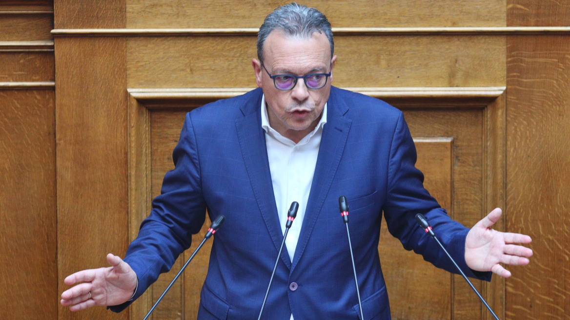 Φάμελλος: Πολλά ερωτήματα για τη στελέχωση των αστυνομικών τμημάτων