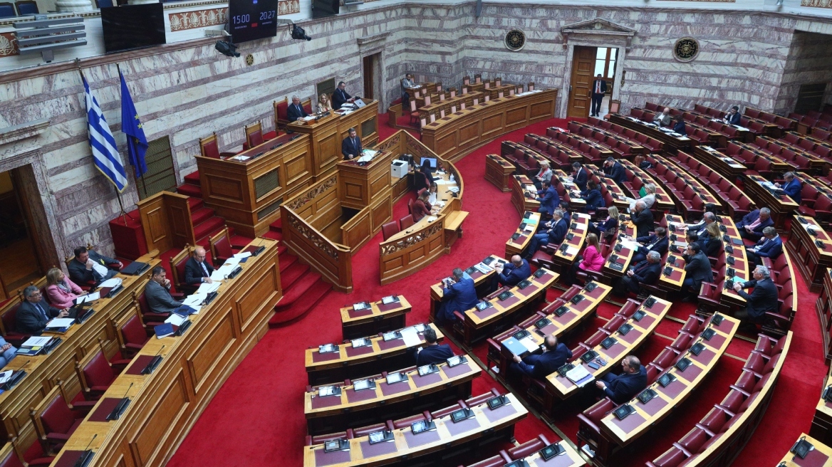 Βουλή: Στην ολομέλεια το νομοσχέδιο για τη δημόσια υγεία και το ΕΣΥ