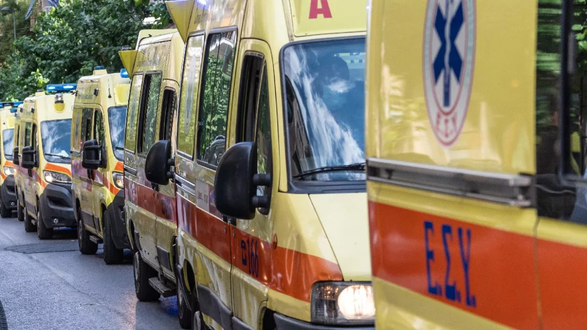 Θεσσαλονίκη: Νεκρός 53χρονος που «καρφώθηκε» με το αυτοκίνητο σε κολώνα φωτισμού