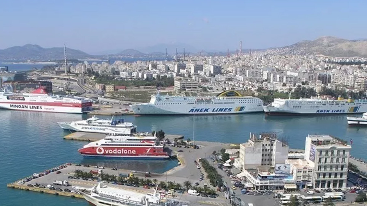 Ξάφρισε 4.000 ευρώ στη Ρόδο και συνελήφθη στον Πειραιά