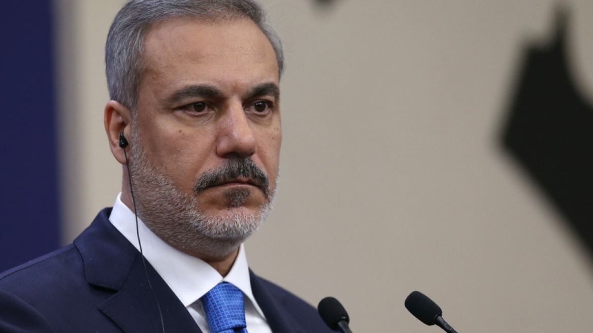 Ελβετία: Αχτίδα ελπίδας η διάθεση της Ρωσίας να διαπραγματευτεί, είπε ο Χακάν Φιντάν