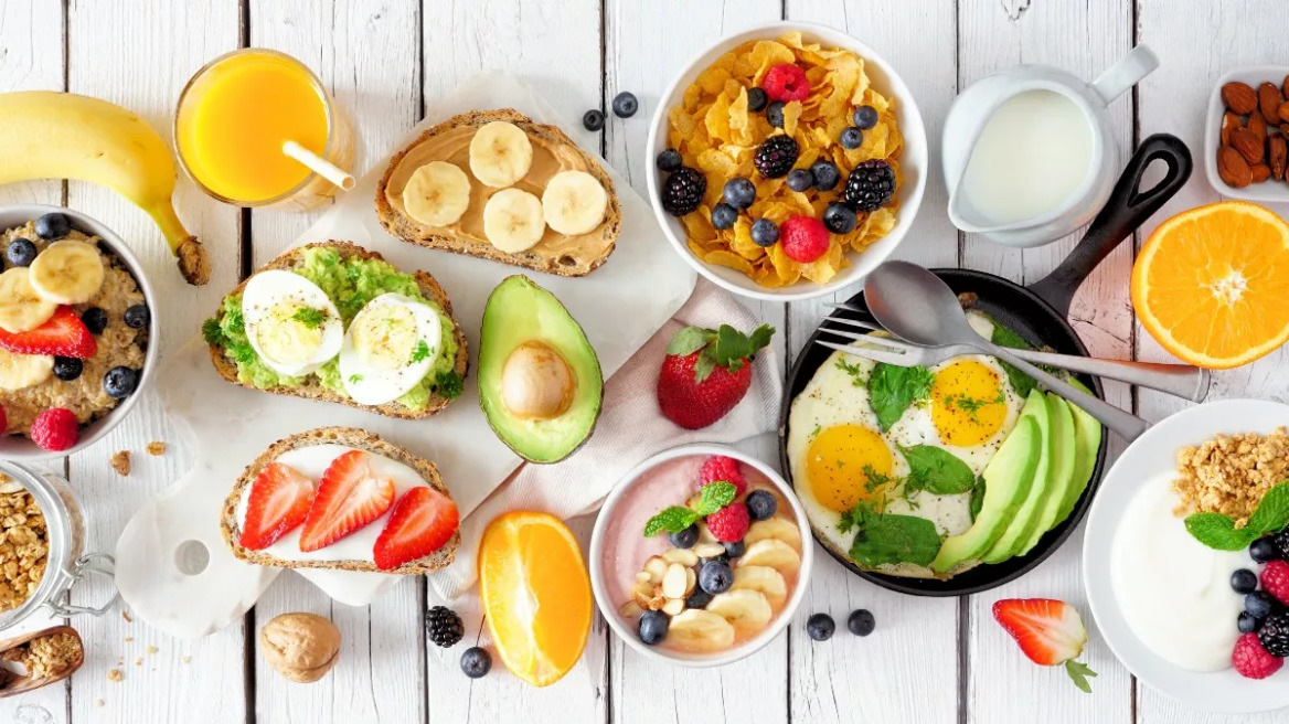 Εννέα υπερτρόφιμα για υγιεινό, νόστιμο και χορταστικό πρωινό