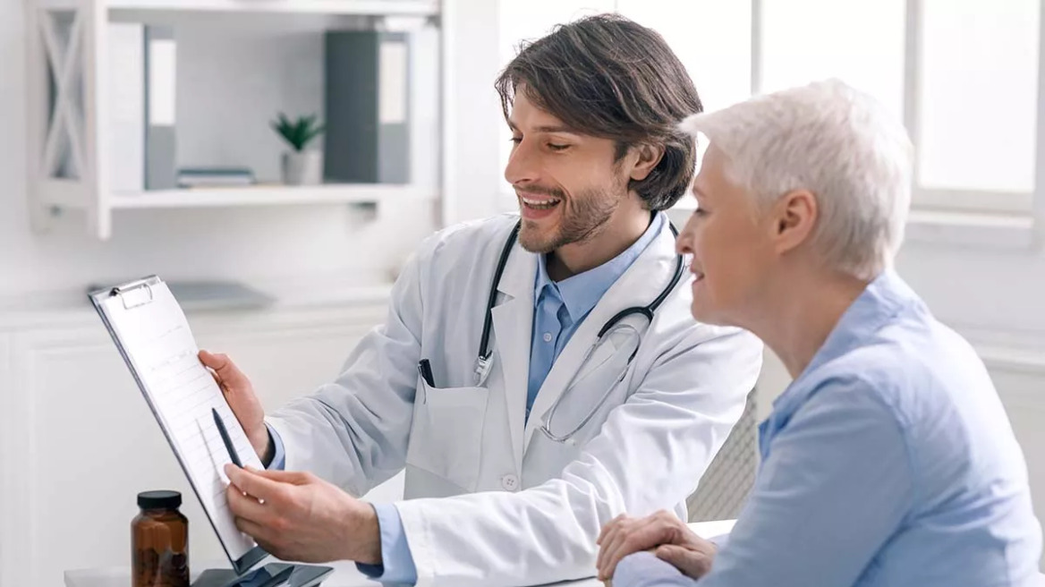 Έρπης Ζωστήρας: Πώς μεταδίδεται – Οι επιπλοκές της νόσου – Δύο εμβόλια που προστατεύουν