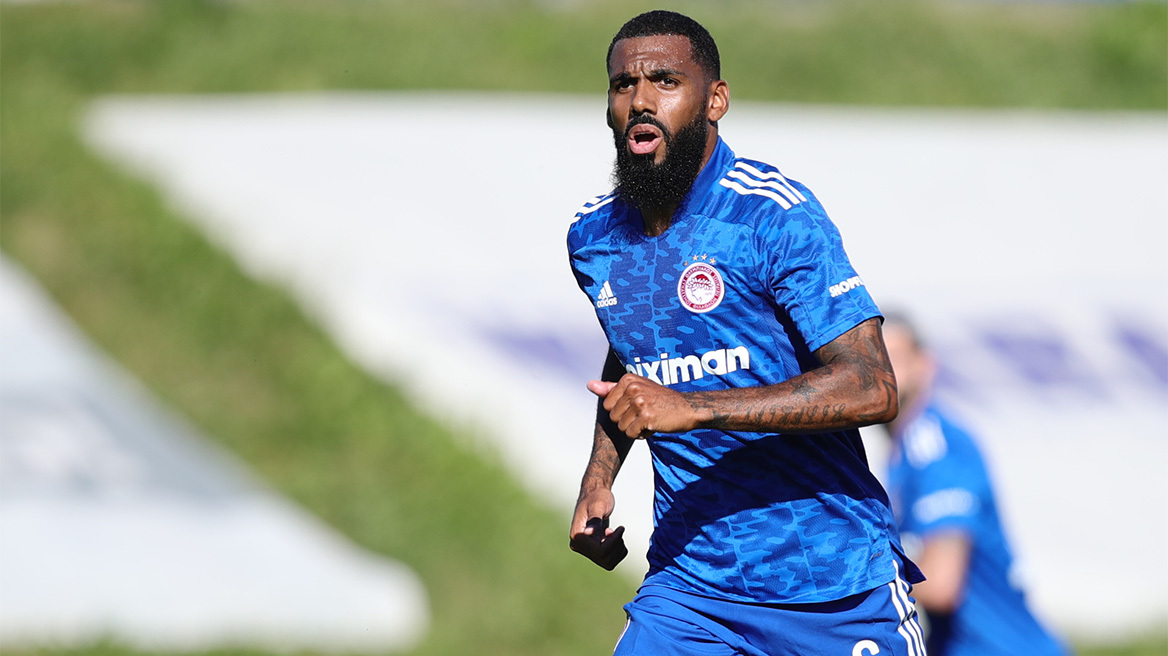 Ολυμπιακός: Ο ακλόνητος Εμβιλά και η «μάχη» τριών παικτών για δυο θέσεις στη μεσαία γραμμή