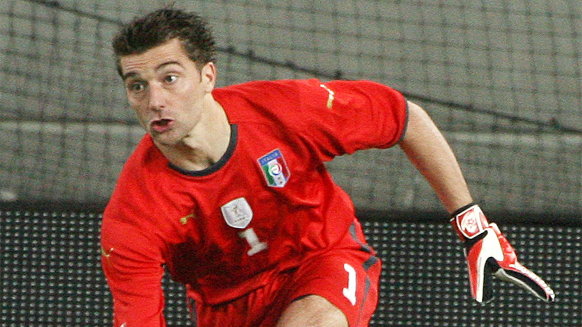 Ολυμπιακός: Τα είδωλα του Ντε Σάνκτις, η αγάπη του για τη Ρόμα και το ατύχημα που δεν ξεχνάει