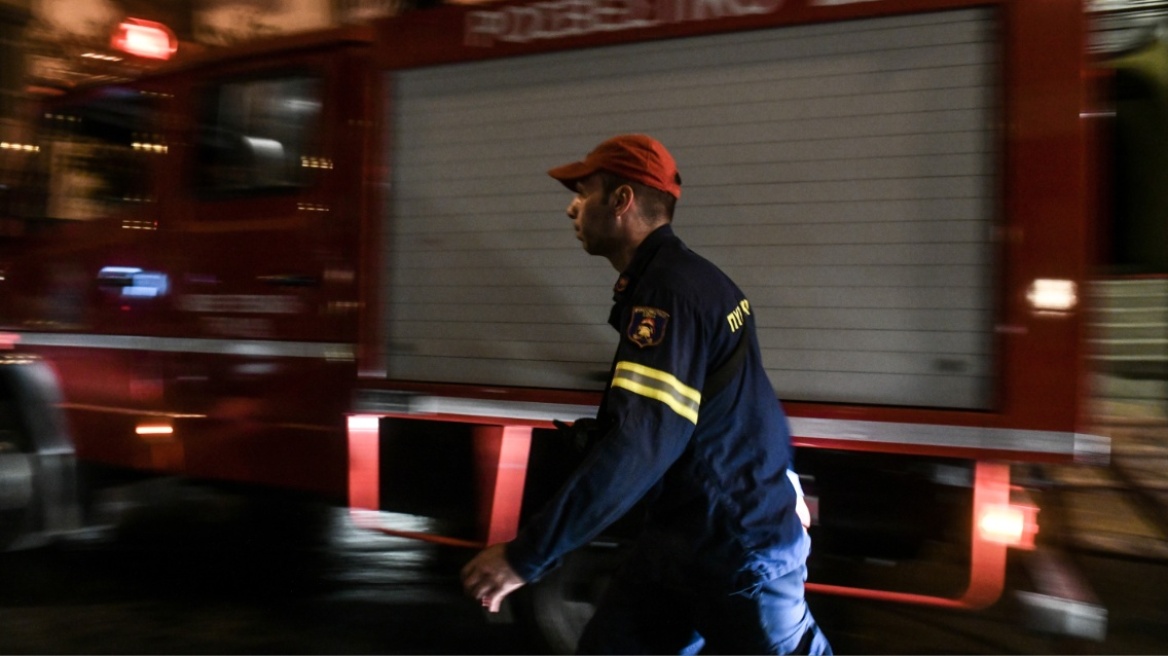 Πυρκαγιά σε εργοστάσιο ανακύκλωσης στο Μαρκόπουλο Αττικής  