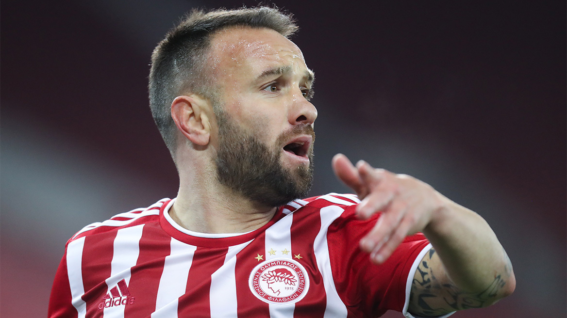 Ολυμπιακός: Το βασικό «αγκάθι» μετά την απώλεια του Αγκιμπού Καμαρά και οι επιλογές του Μαρτίνς