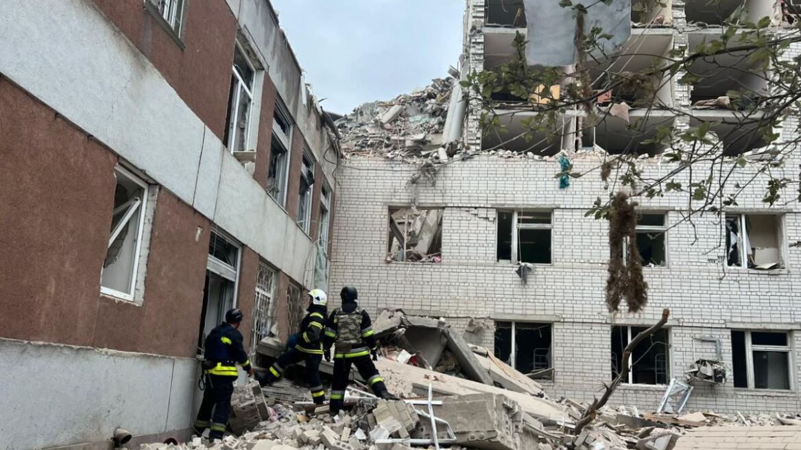 Πόλεμος στην Ουκρανία: Τουλάχιστον 9 νεκροί σε ρωσική επίθεση στο Τσερνίχιβ