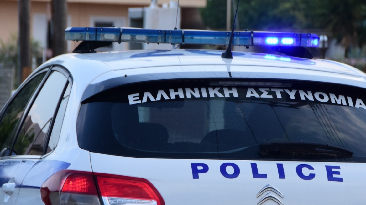 Κέα: Συνελήφθη 51χρονος για ενδοοικογενειακή βία - Ο πατέρας του κάλεσε τους αστυνομικούς