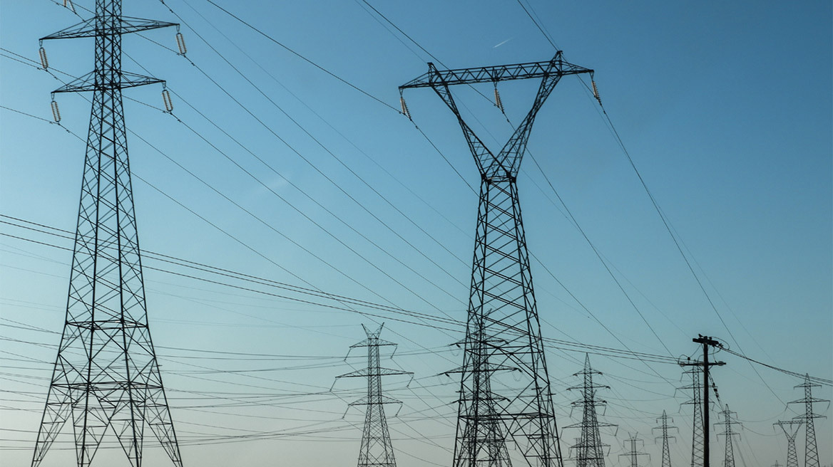 Ρεύμα: Τι ψάχνει η Επιτροπή Ανταγωνισμού στις εταιρείες προμήθειας και παραγωγής ηλεκτρικής ενέργειας