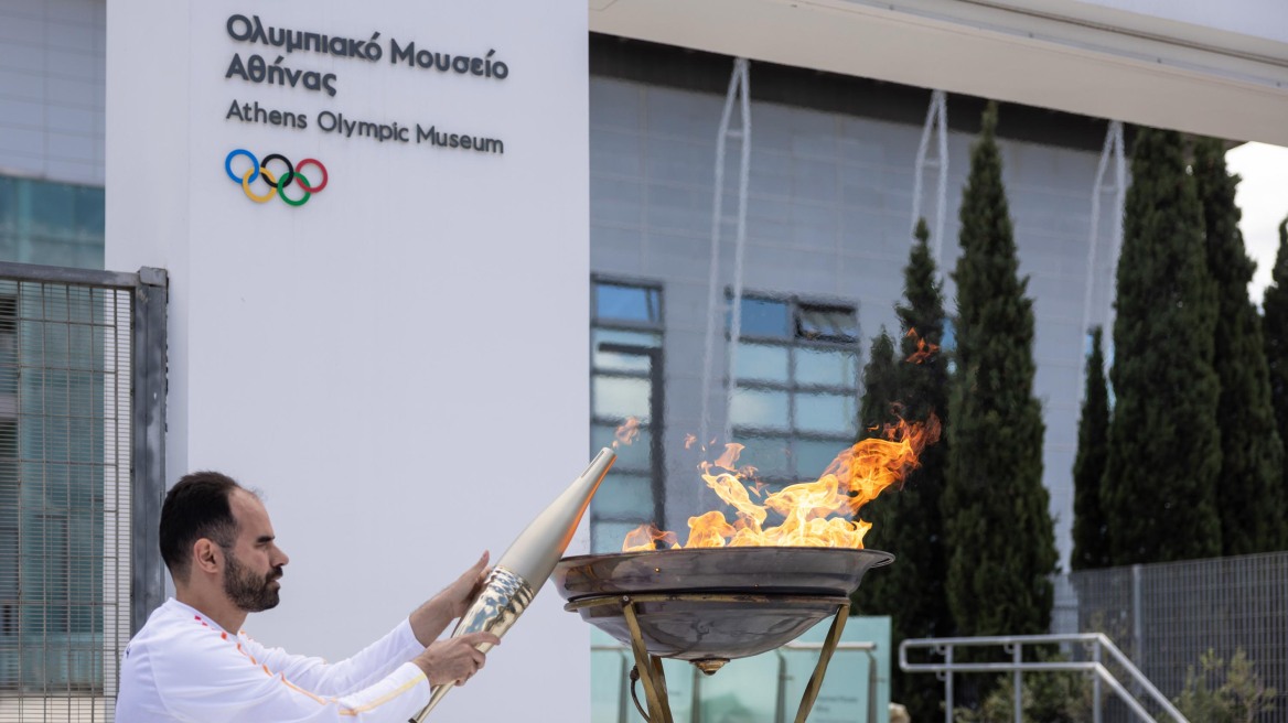 Η Ολυμπιακή Φλόγα έφτασε στο Ολυμπιακό Μουσείο της Αθήνας 