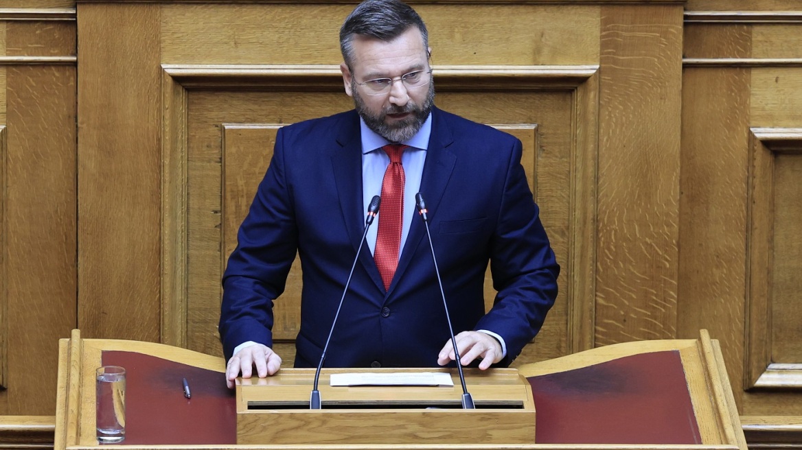 Γραμμένος: Σέβομαι απόλυτα τον ιερό ρόλο της Ελληνίδας μάνας - Δεν απευθύνθηκα ποτέ στον Φλώρο