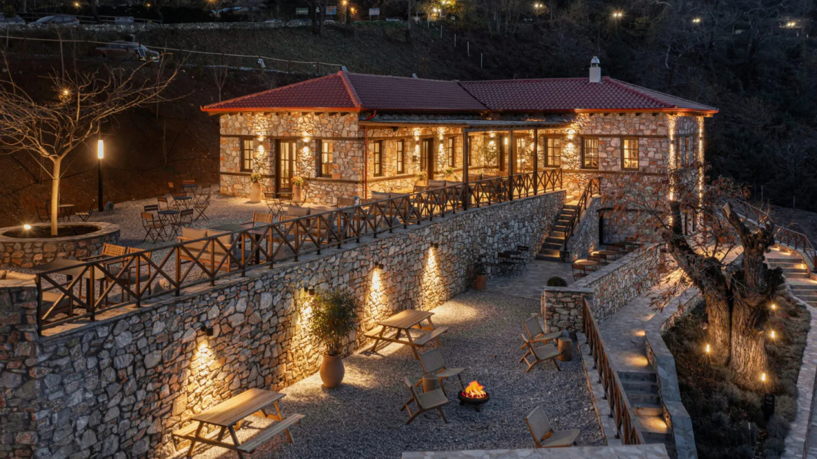 Ένα ξενοδοχείο στον Παλαιό Παντελεήμονα γίνεται το ιδανικό καταφύγιο για μια αναζωογονητική ανοιξιάτικη απόδραση 