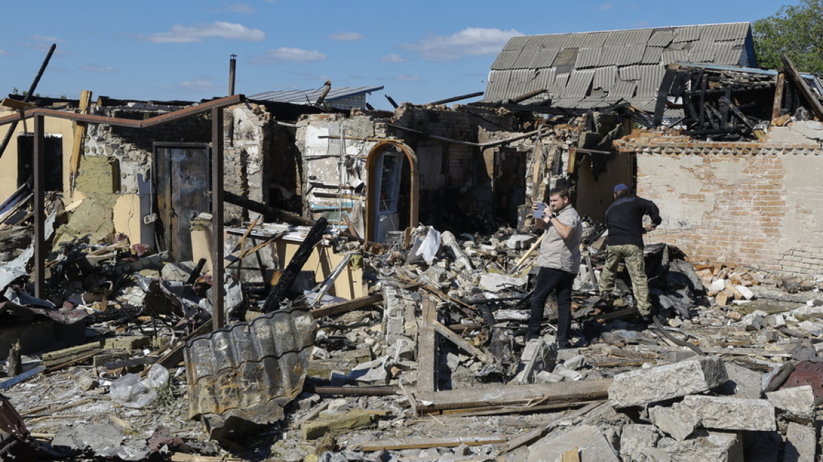 Μια τετραμελής οικογένεια σκοτώθηκε από ρωσικό πλήγμα στο Σούμι της Ουκρανίας