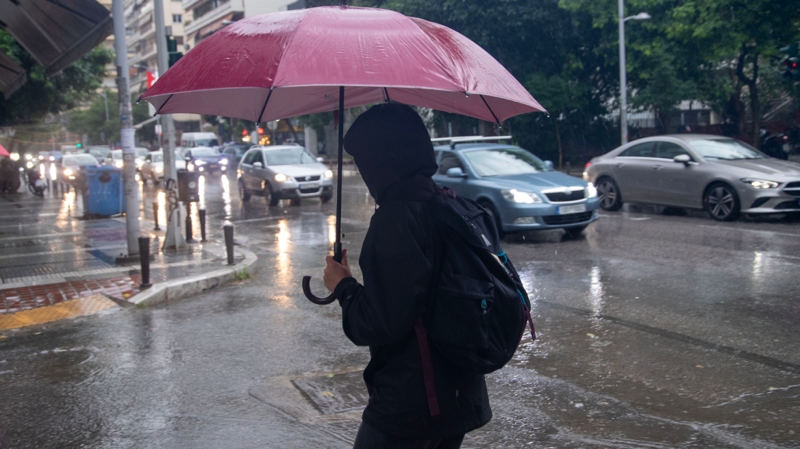 Ισχυρή καταιγίδα στην Αττική - Ποιες περιοχές θα επηρεαστούν τις επόμενες ώρες
