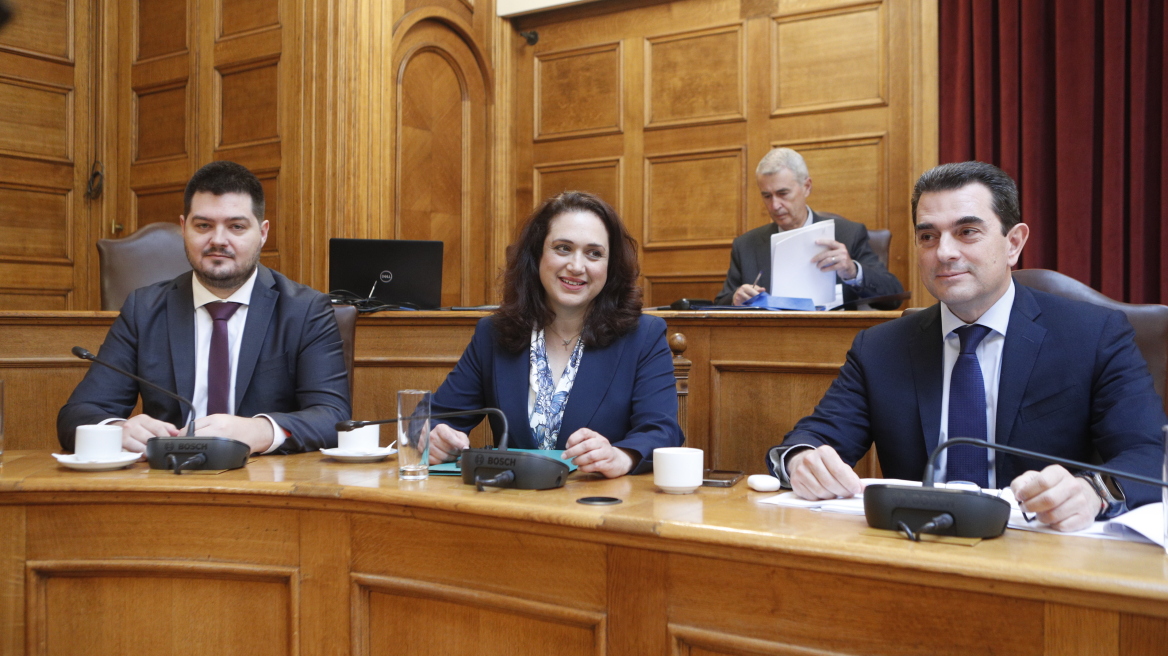 Υπερψηφίστηκε στην αρμόδια Επιτροπή το νομοσχέδιο για την αντιμετώπιση της ακριβείας