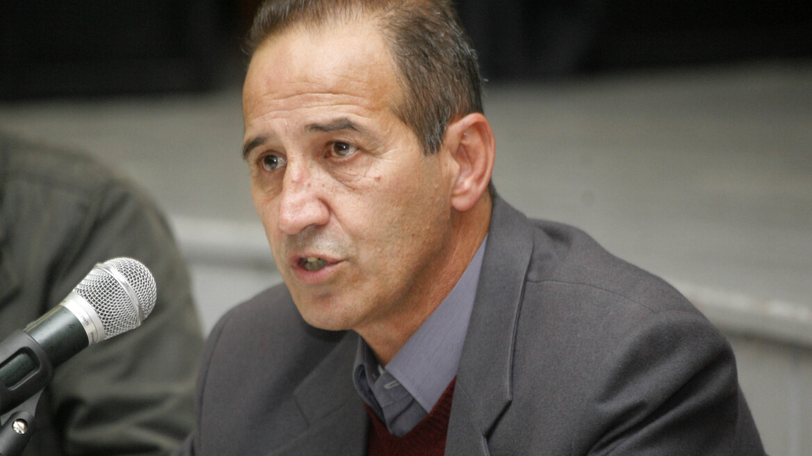 Πέθανε ο Γιώργος Λαμπράκης - «Εφυγε» 61 χρόνια μετά, την ίδια μέρα με την δολοφονία του πατέρα του, Γρηγόρη