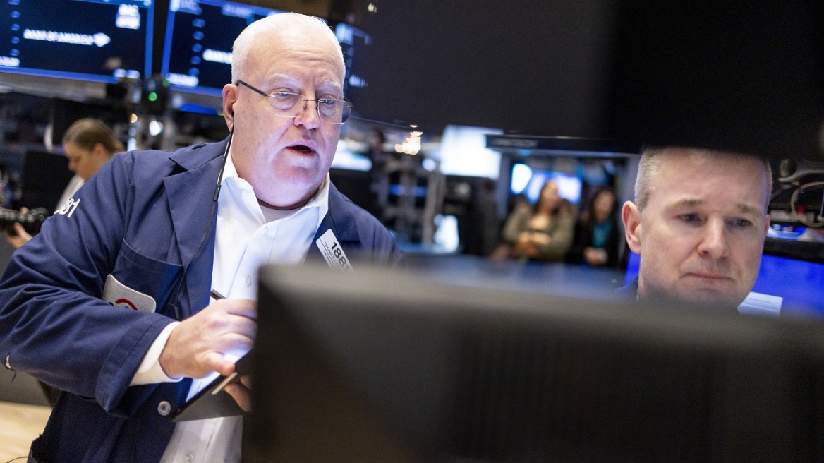 Wall Street: Πτώση 600 μονάδων για τον Dow Jones στη χειρότερη μέρα του για το 2024