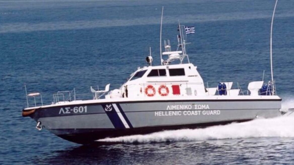 Χίος: Σώοι εντοπίστηκαν 8 μετανάστες 