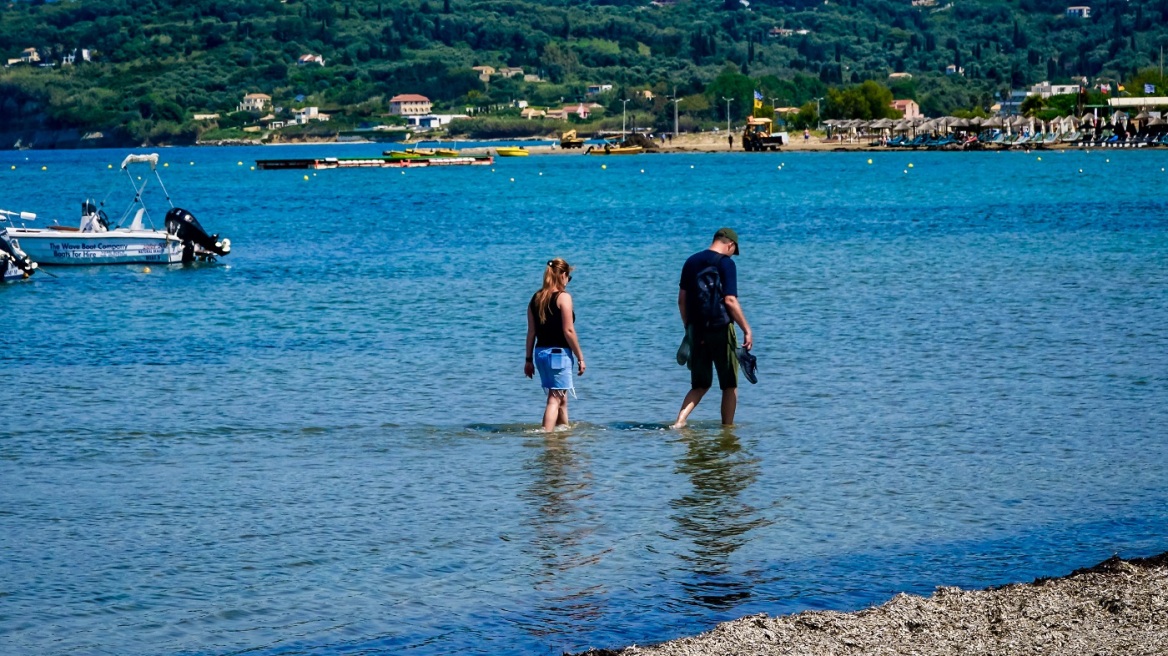 Καιρός: Με τριήμερο ζέστης κάνει ποδαρικό ο Ιούνιος - Ακόμα και 36 βαθμούς θα δείξουν τα θερμόμετρα