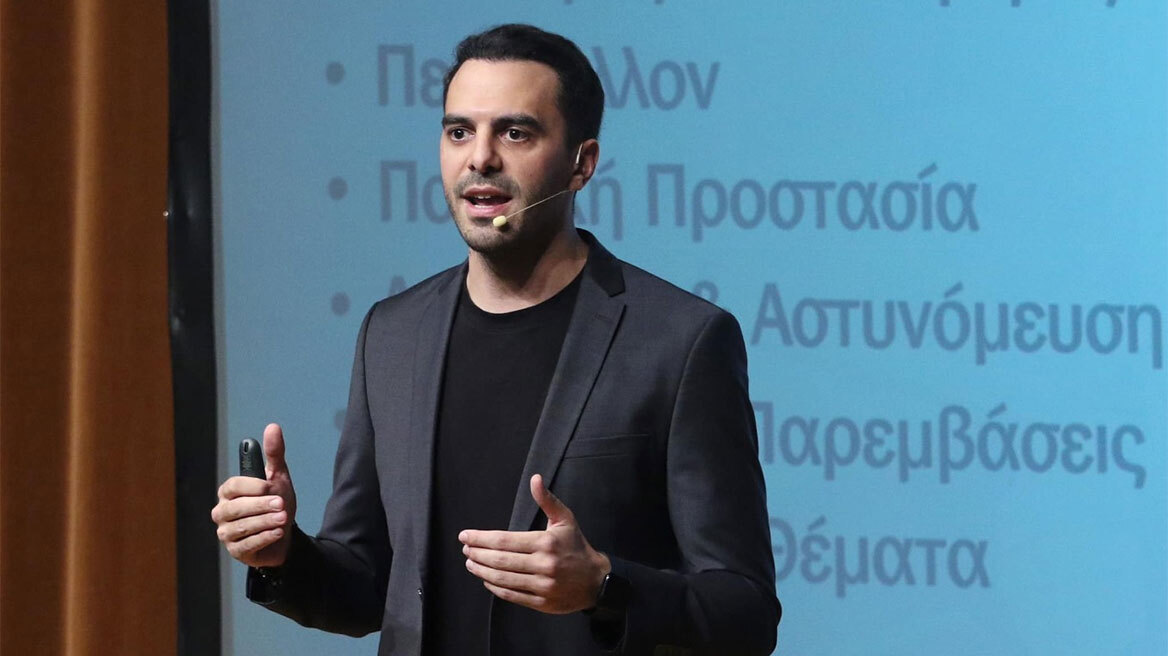 Μανώλης Χριστοδουλάκης: Να σηκώσουμε το ΠΑΣΟΚ ξανά ψηλά