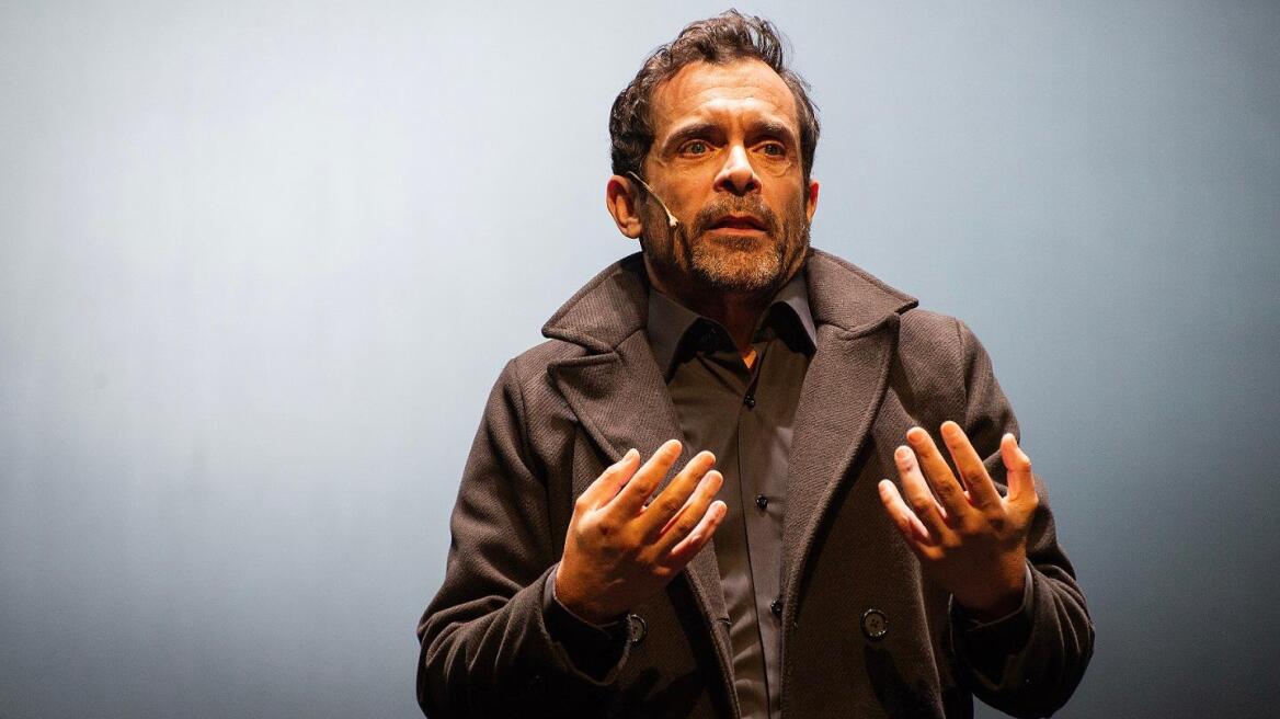 Κωνσταντίνος Μαρκουλάκης: Η θεατρική του συνεργασία με τον σπουδαίο σκηνοθέτη  Γκι Κασίερς έρχεται στην Αθήνα