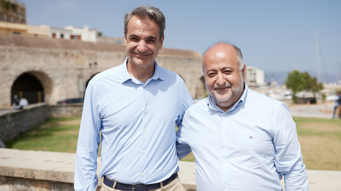 Θερμό τετ α τετ Μητσοτάκη - Τσιόδρα στο Ηράκλειο της Κρήτης 