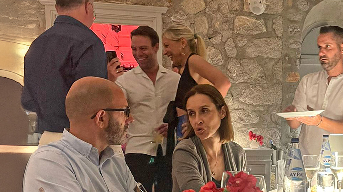 Κασσελάκης: Φωτιά στα Σαββατόβραδα - Πετάχτηκε από τις Σπέτσες στην Υδρα για εφοπλιστικό πάρτι