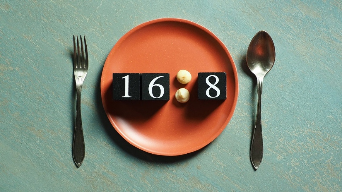 Διαλειμματική νηστεία: να τρώει κανείς ή να μην τρώει;